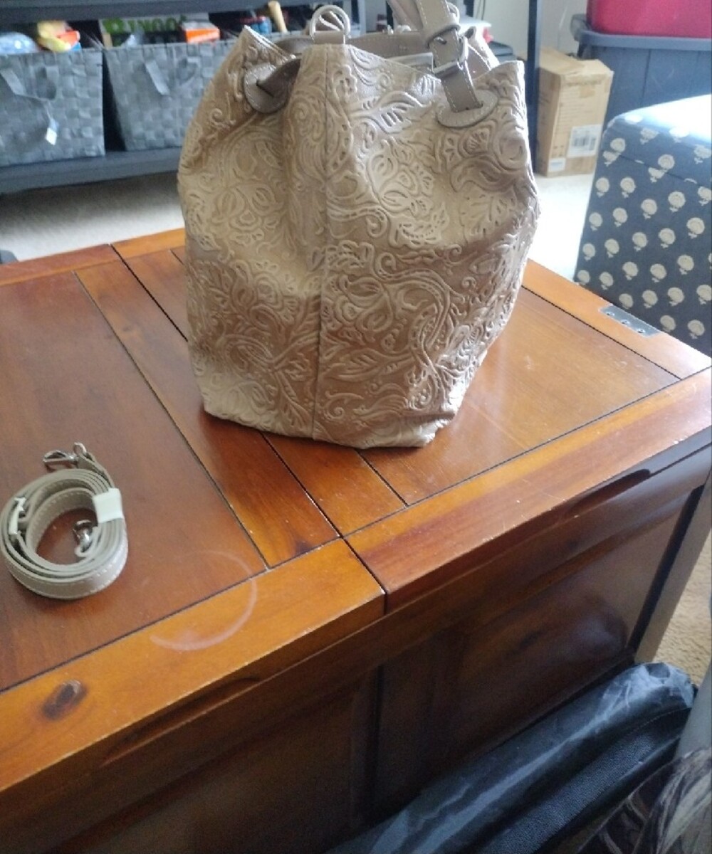 Isadora Italian Leather Embossed Floral Tote Handbag - Beige - Picture 5 of 11